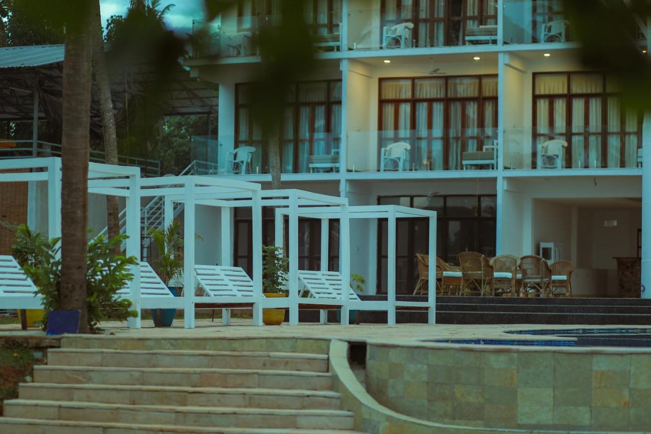 Elixir Cliff Beach Resort And Spa Varkala Exterior foto